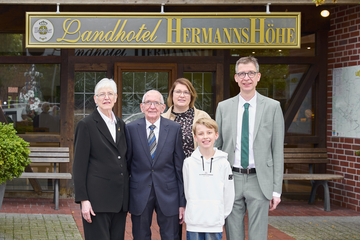 Bild der Familie Hermannshöhe